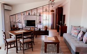 Demetra Apartments